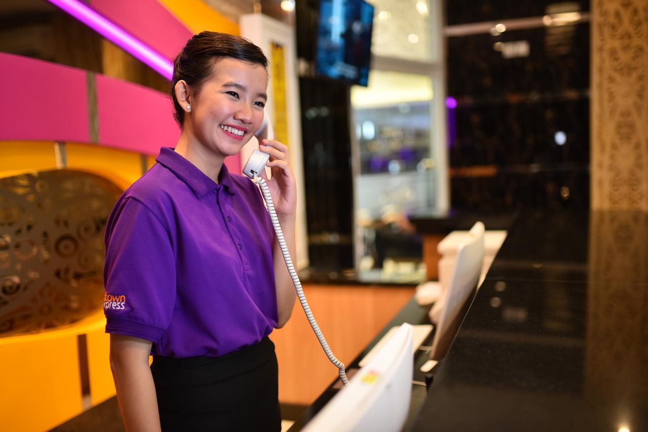 Отель Midtown Xpress Balikpapan Экстерьер фото
