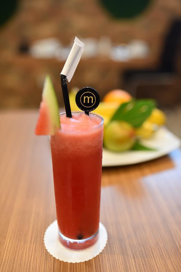 Отель Midtown Xpress Balikpapan Экстерьер фото